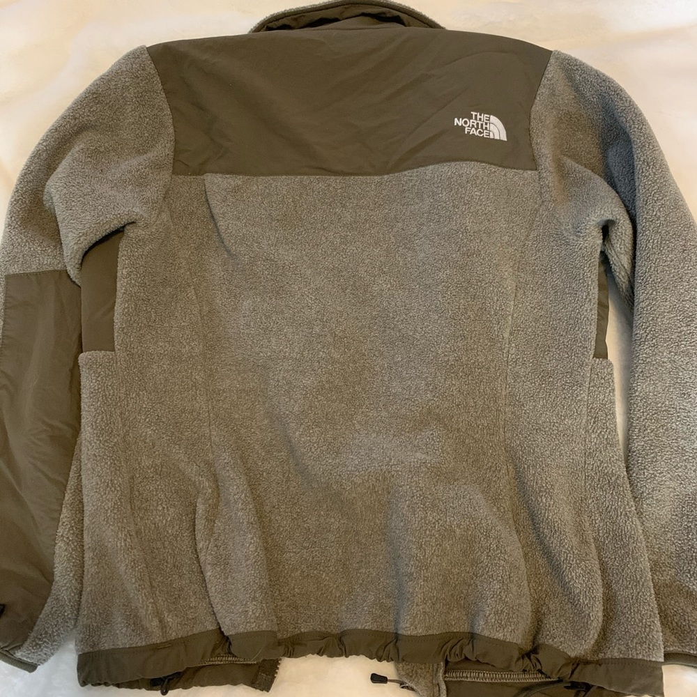 North face jacket - Picture 3 of 3